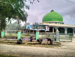 Satgas TMMD Ke-129 Bersama Damkar dan Warga Gelar Karya Bakti Bersihkan Fasilitas Umum di Desa Tanjung Agung