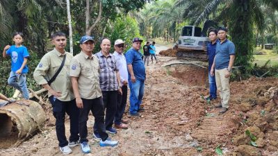 Warga Desa Rejo Sari Berterimakasih dengan Bupati H M Syukur  Box Culvert Jalan Utama Mulai Dikerjakan