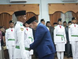 Bupati M. Syukur Kukuhkan 31 Anggota Paskibraka Merangin, Ini Nama dan Asal Sekolahnya